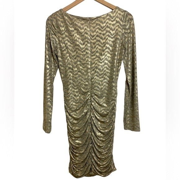 Vince Camuto Long sleeve ruched midi dress. Size 6 - Picture 4 of 8